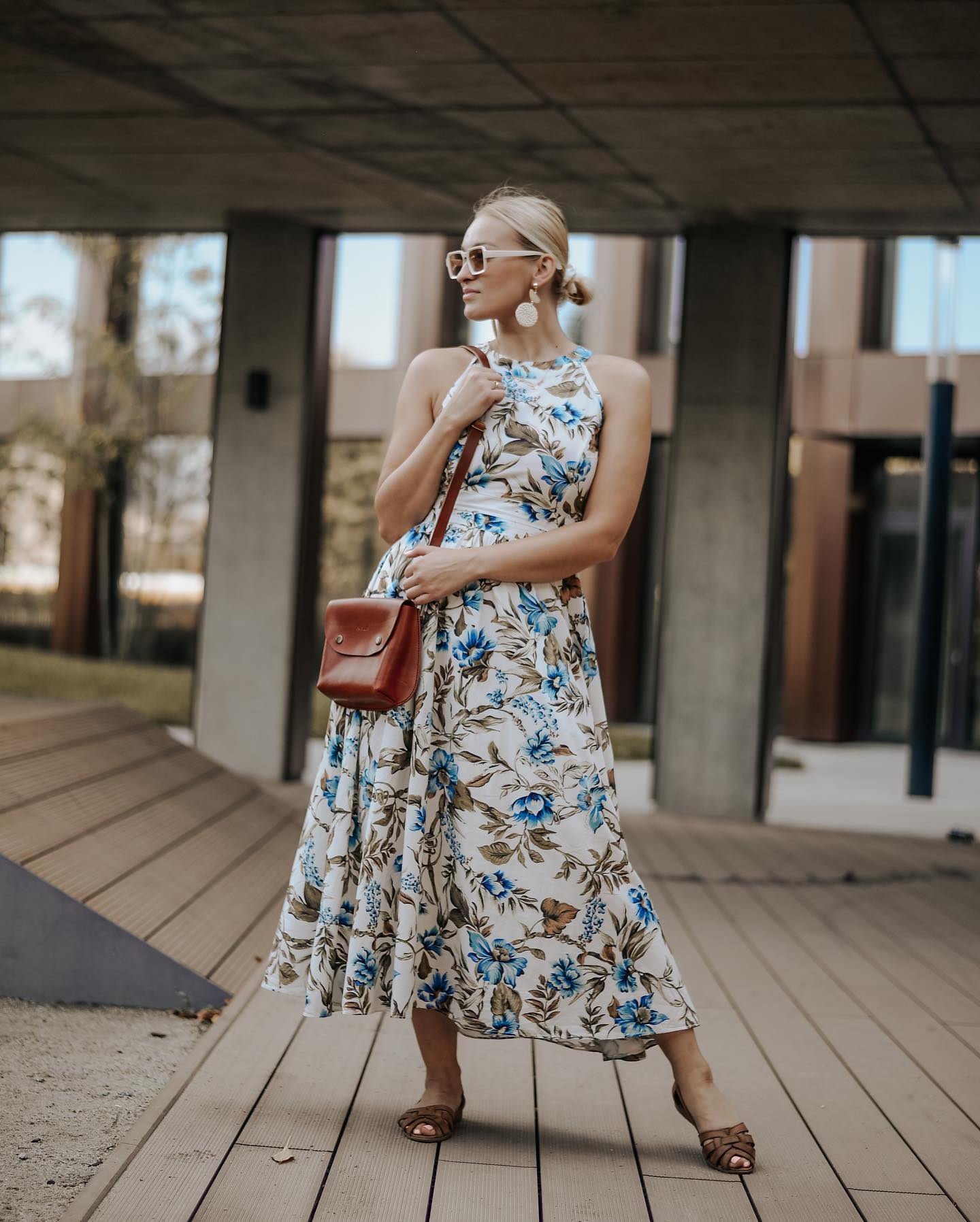 Ivory Blue Botanical Halter Neck Sleeveless Floral Dress for Elegant Day & Evening Wear