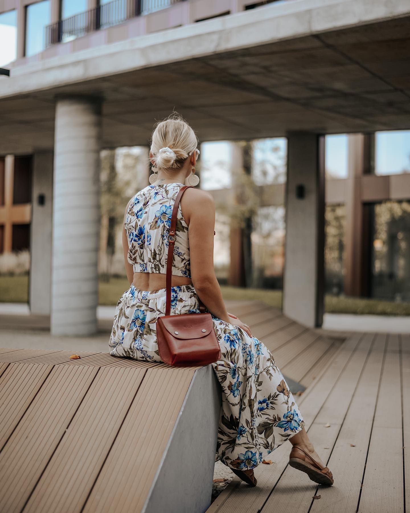 Ivory Blue Botanical Halter Neck Sleeveless Floral Dress for Elegant Day & Evening Wear