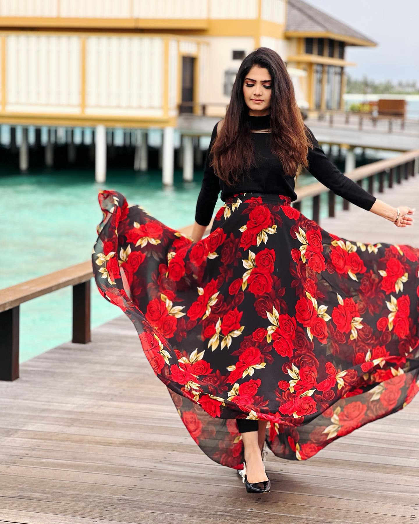 Midnight Rose High Waisted Chiffon Maxi Skirt in Black Red