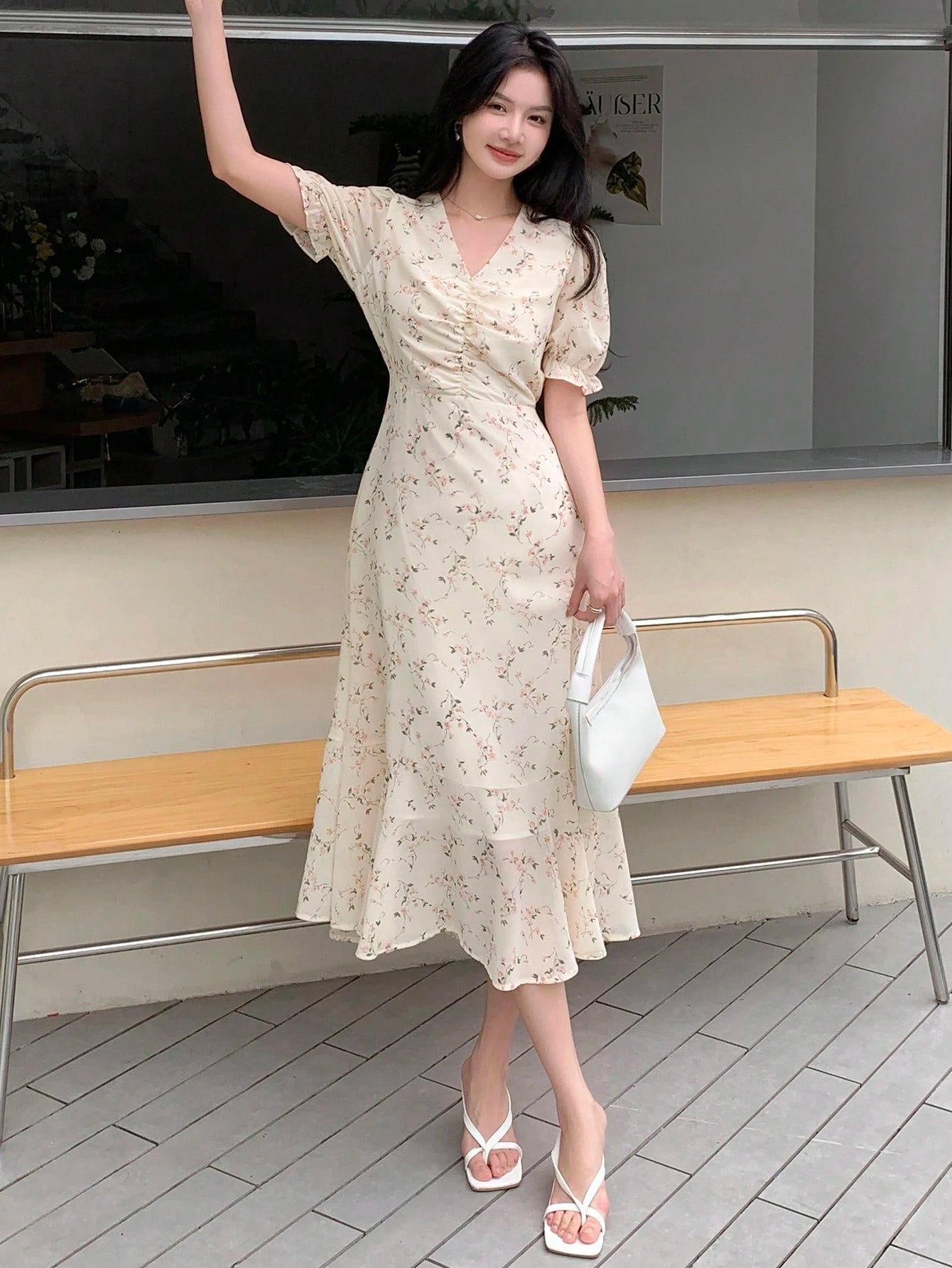 Elegant Floral Charm Midi Dress