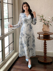 Ivory White with classic Blue  A-Line f