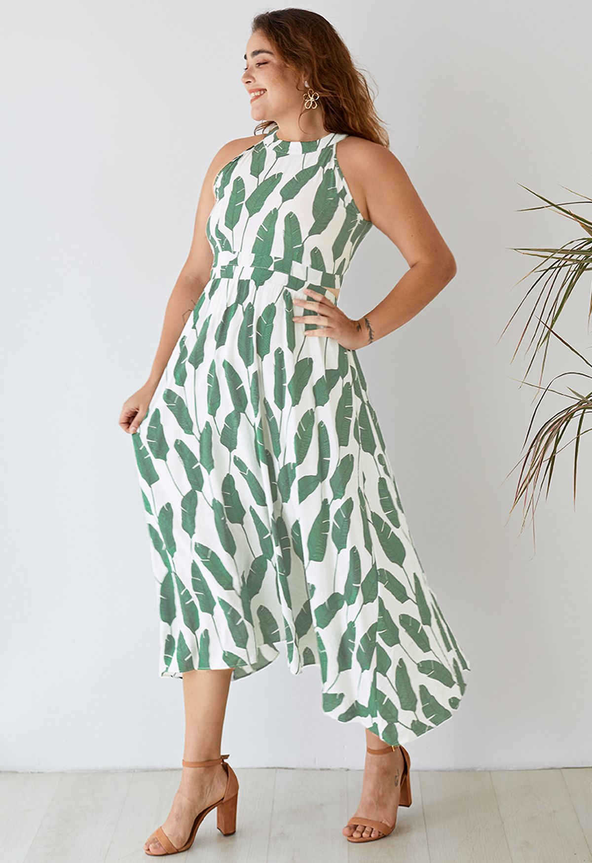 Ivory Green Tropical Leaf Printed Halter Neck Maxi Dress in Premium Lightweight Fabric