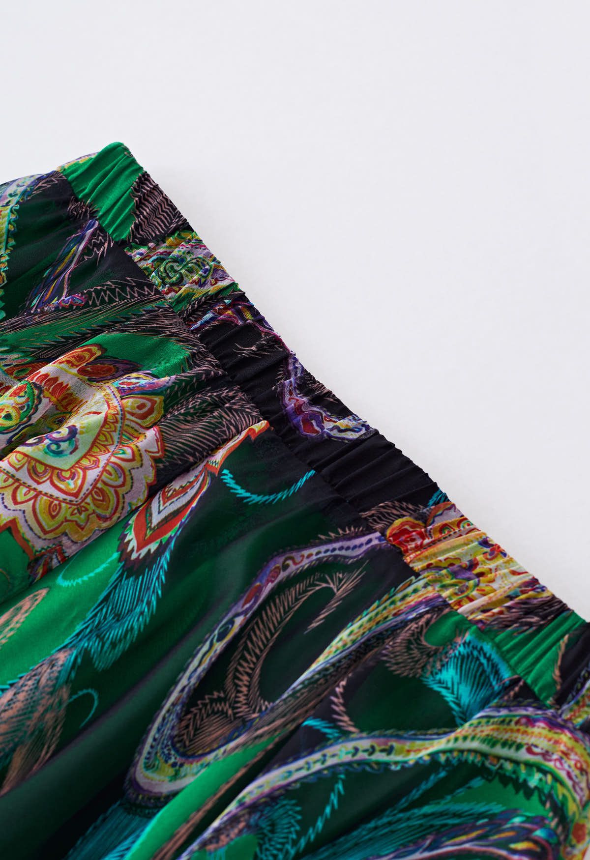 Emerald Green Paisley Printed Women Skirt in Lightweight Fabric with an Effortless Flow and Elegant Movement