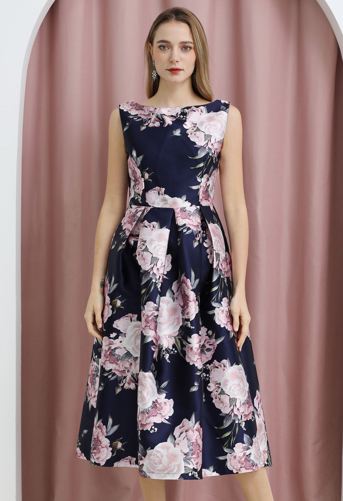 Petal Noir Sleeveless Floral Pleated Dress  Navy Base Pink Blooms A Line Elegance