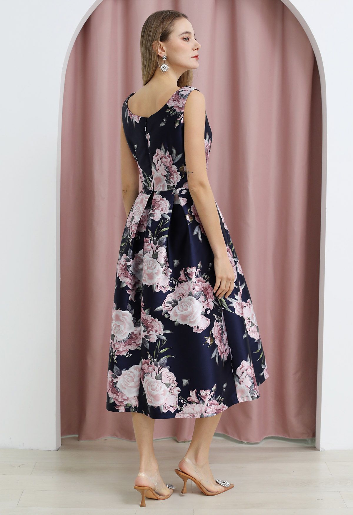 Petal Noir Sleeveless Floral Pleated Dress  Navy Base Pink Blooms A Line Elegance