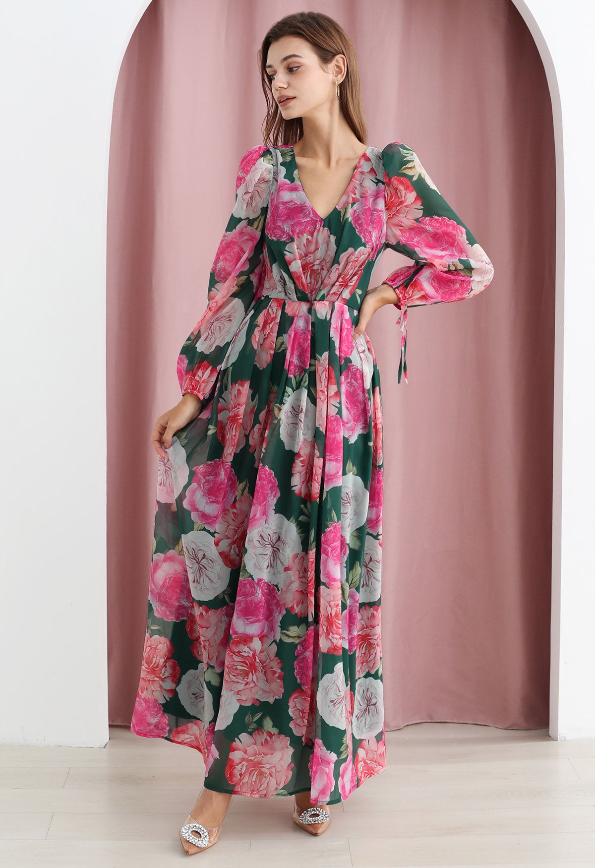 Emerald Rose Garden V-Neck Floral Printed Dress with Long Sleeves for Women
