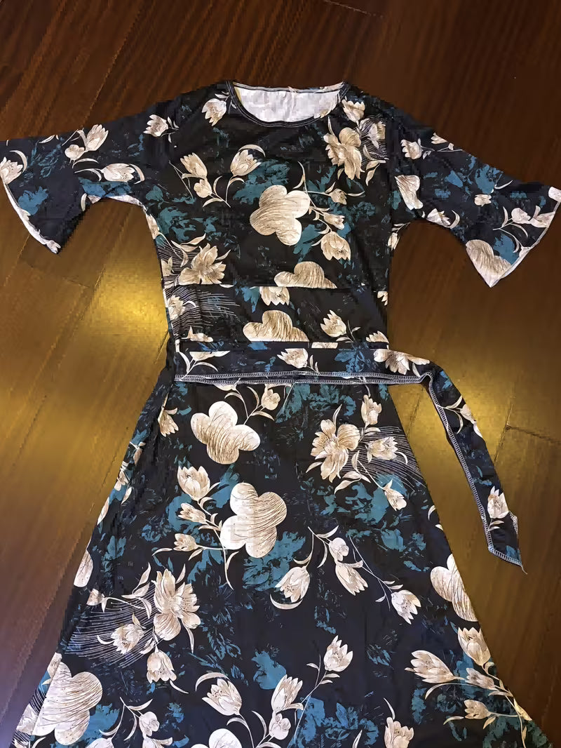 "Vintage Botanical Print A-Line Flowy Dress - Dark Floral"