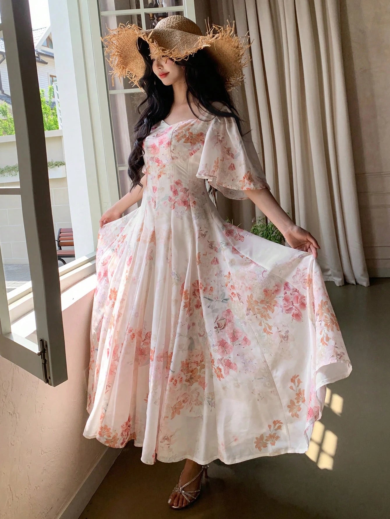 Whidddte Floral Sleeveless Maxi Dress with Soft Summer Elegance