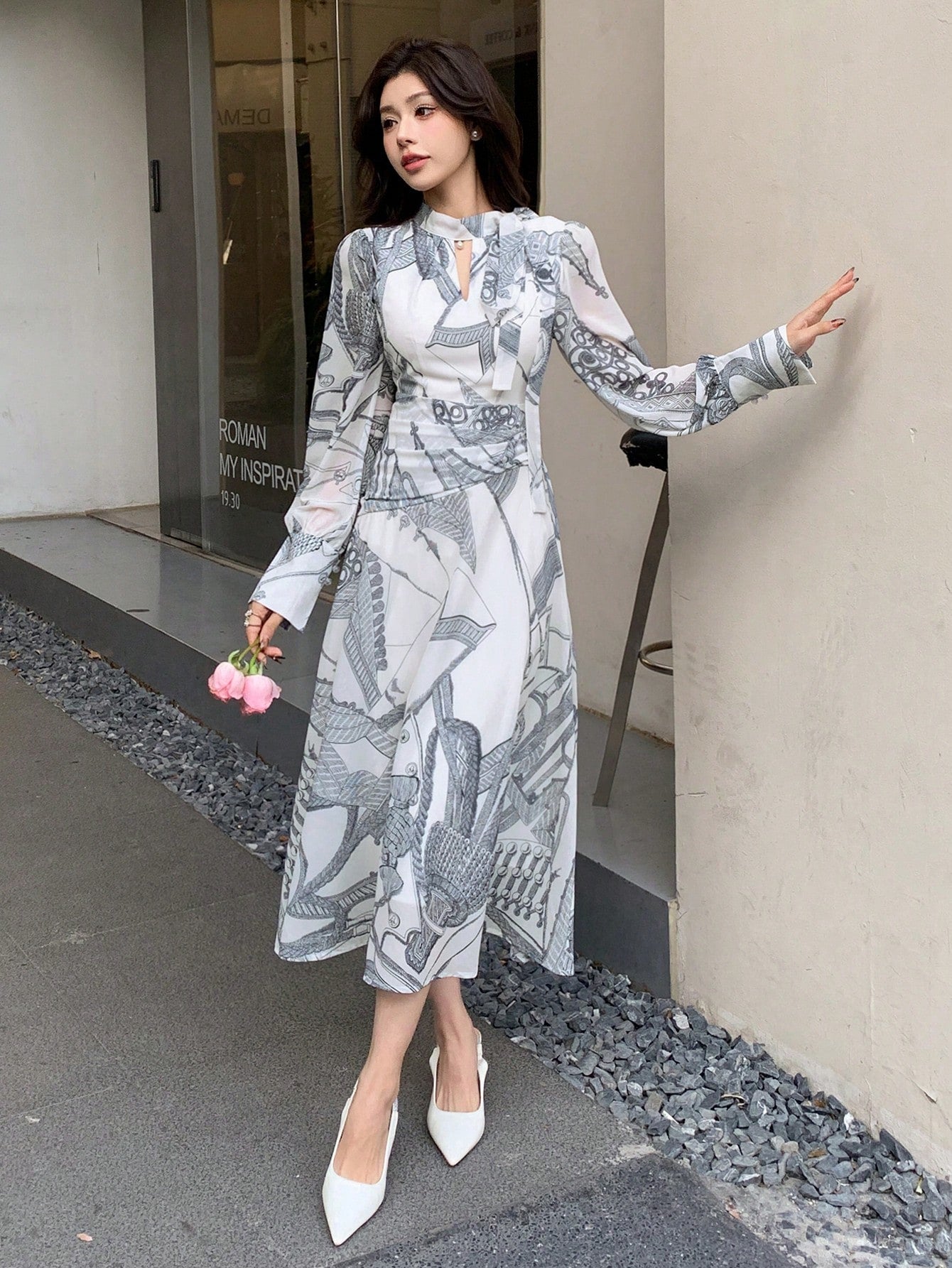 Grey Abstract Printed Maxi Dress with Modern Casual Elegance