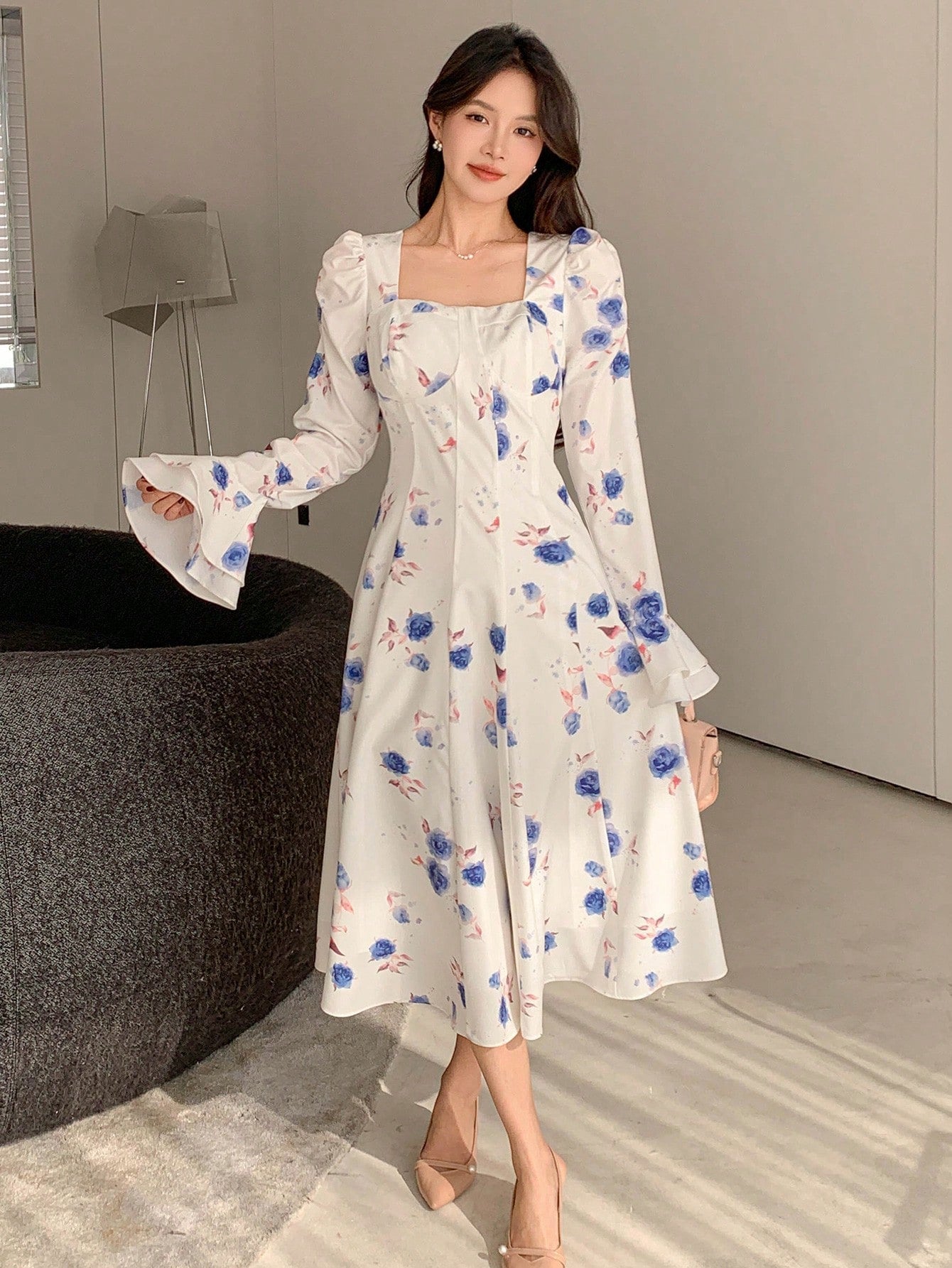 White and Blue Floral Back Design Maxi Dress with Flowy Look