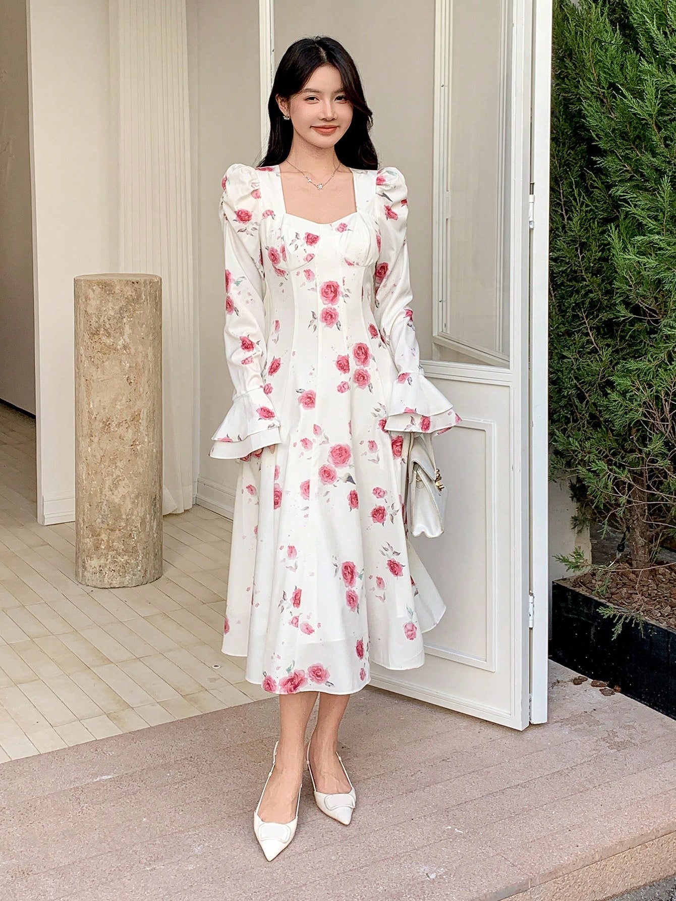 White Floral Long Dress with Elegant Casual Style