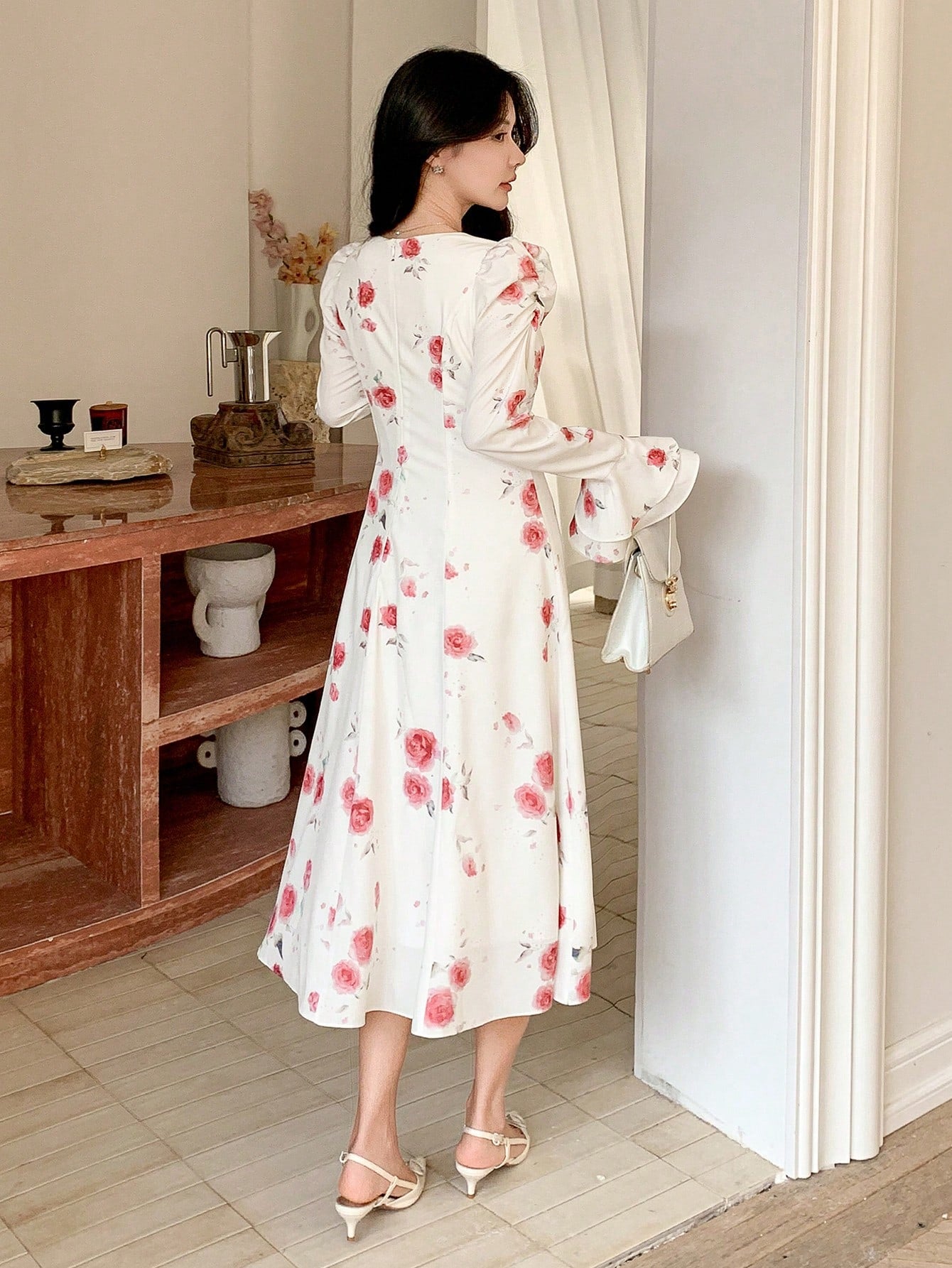 White Floral Long Dress with Elegant Casual Style