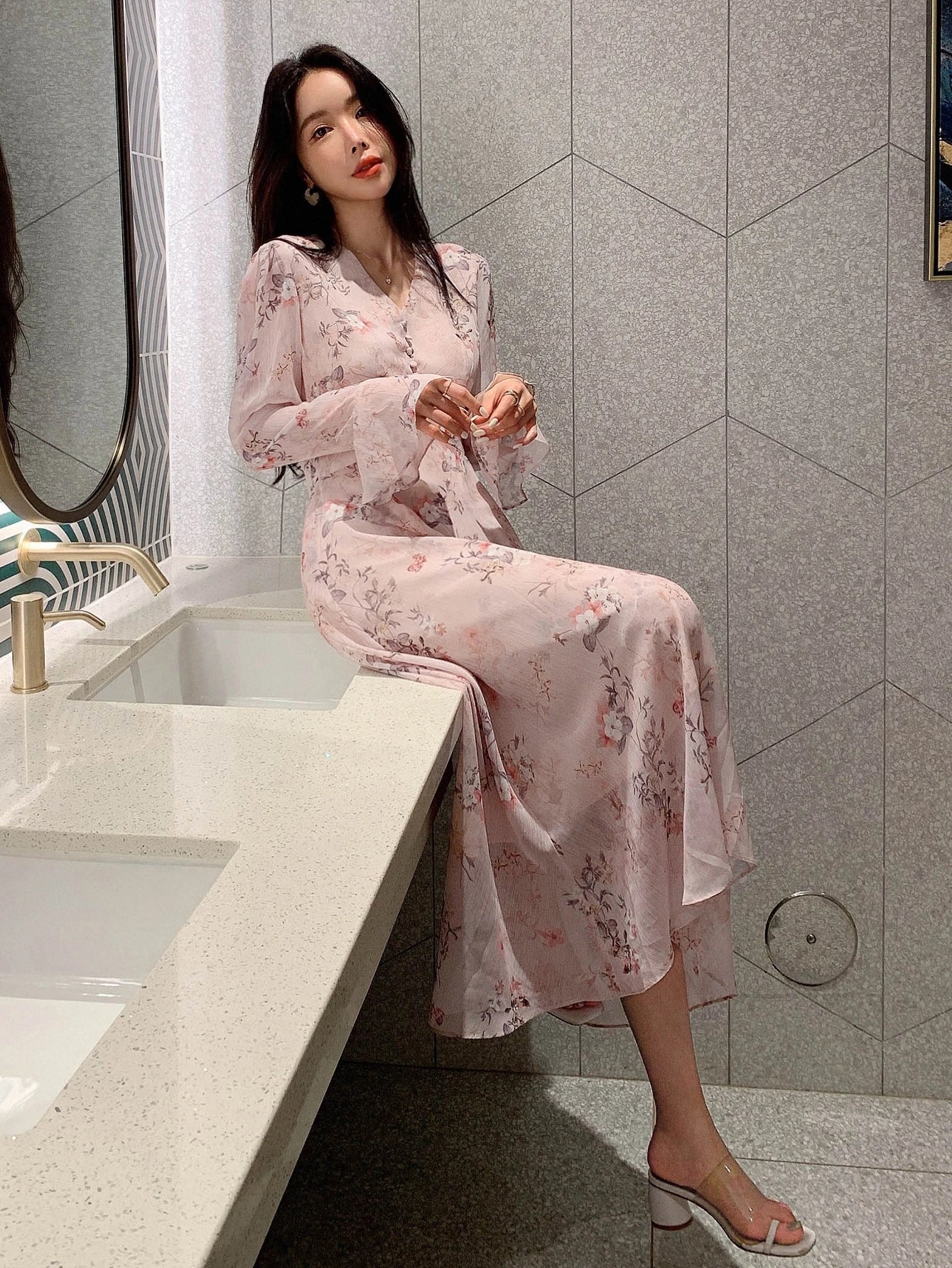 Lavender Floral Maxi Dress with Soft Korean Style Elegance
