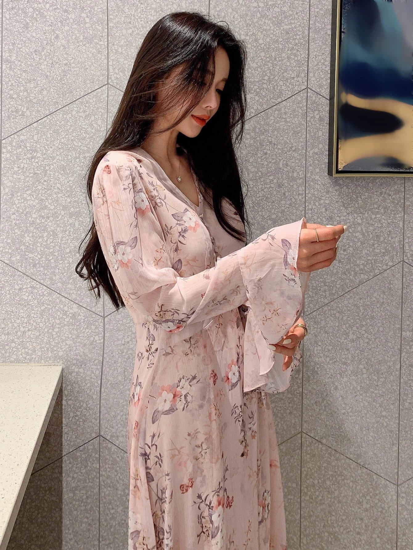 Lavender Floral Maxi Dress with Soft Korean Style Elegance