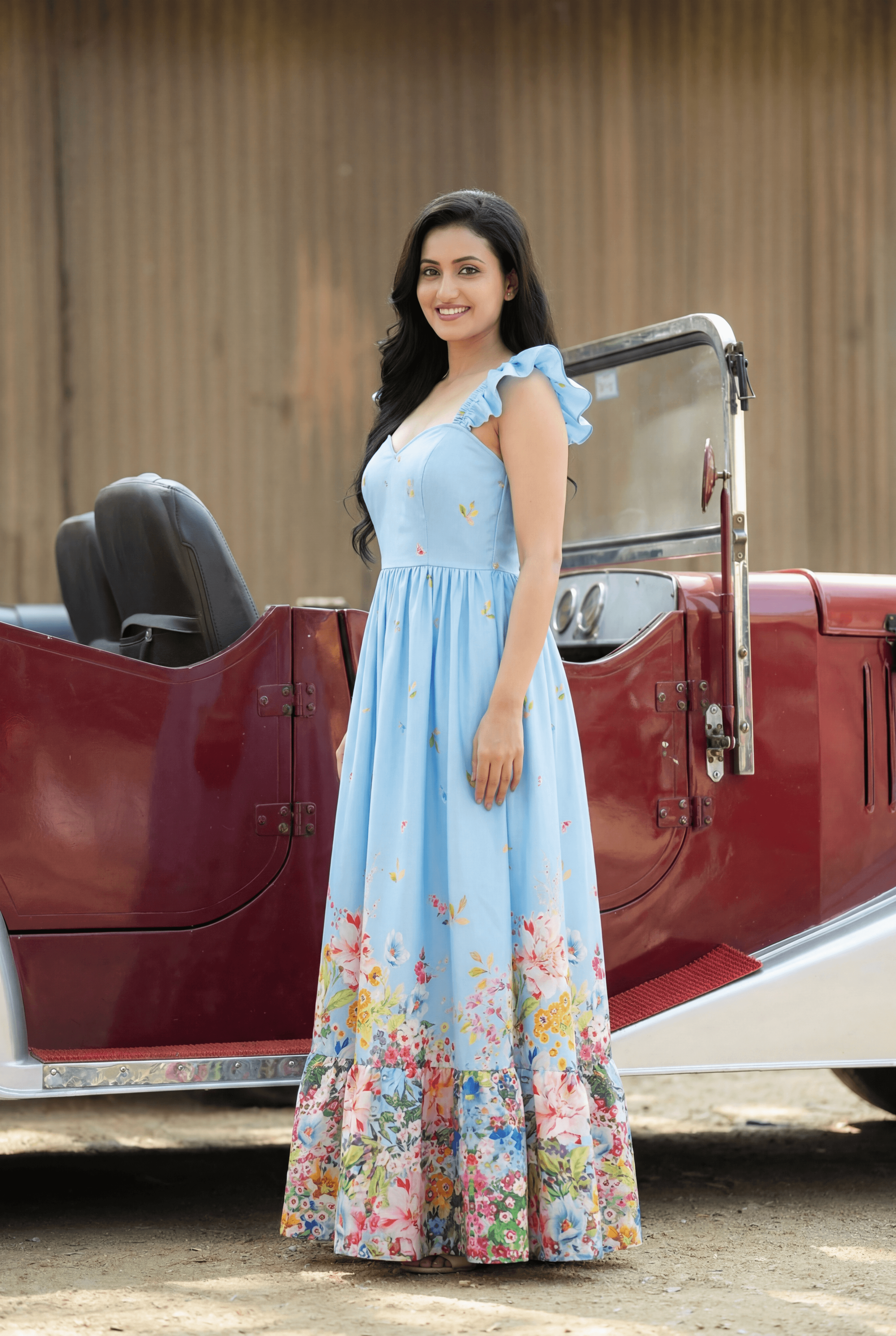 Sky Bloom Vintage Floral Women’s Midi Dress Soft Flowing Fabric with Elegant Silhouette and Timeless Floral Print