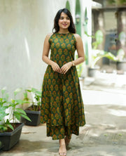 Beautiful A-line Floral Block Print Dark Green  Kurti with Palazzo Set