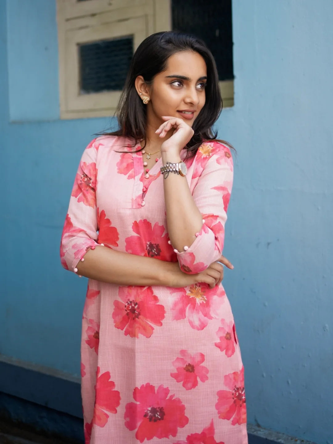 Floral Breeze  Round neckline with a clean, classic finish Kurta Set