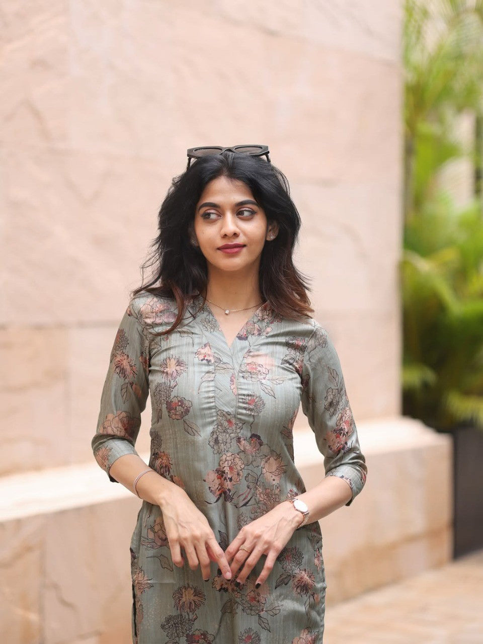 Women Mint Bloom Kurti Set  Lightweight Flowing Fabric with Elegant Pastel Print and Comfortable Coordinated Design